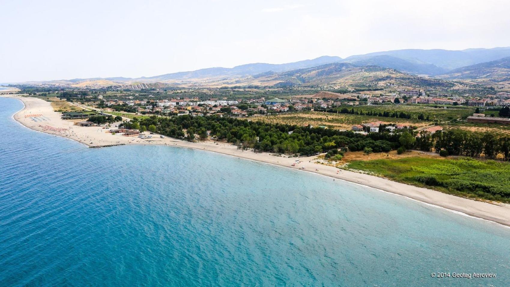 San Rocco One Bed Apartments 4A1 9 Isca sullo Ionio Екстер'єр фото